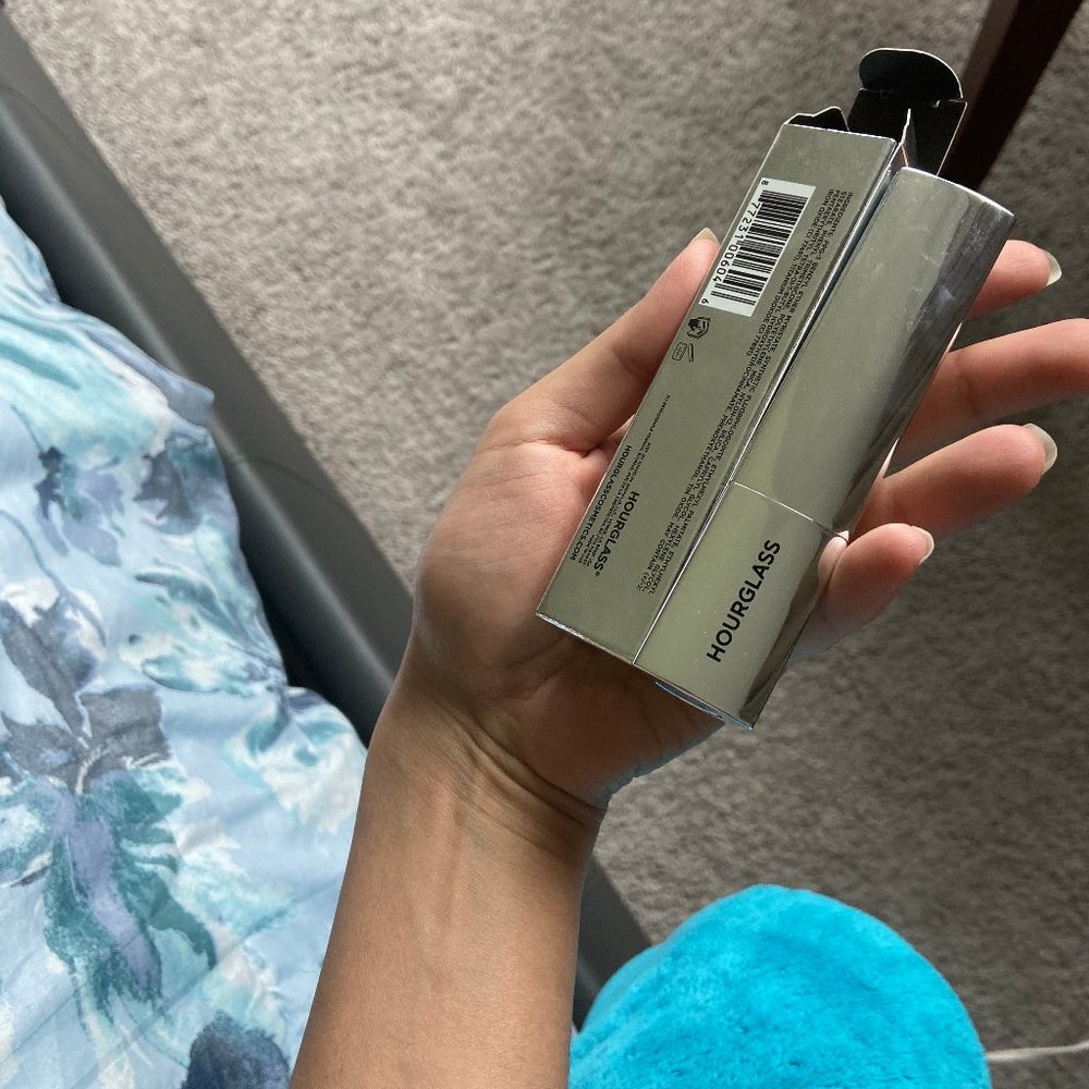 Hourglass vanish flash highlighting stick